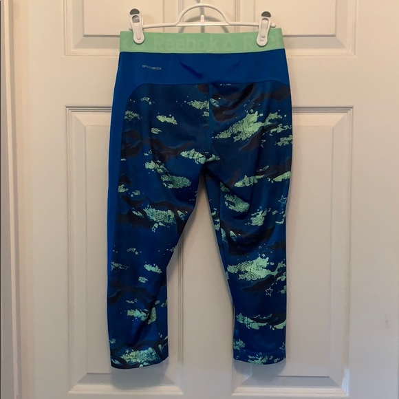 Reebok medium women’s workout knee length tights - Picture 5 of 5